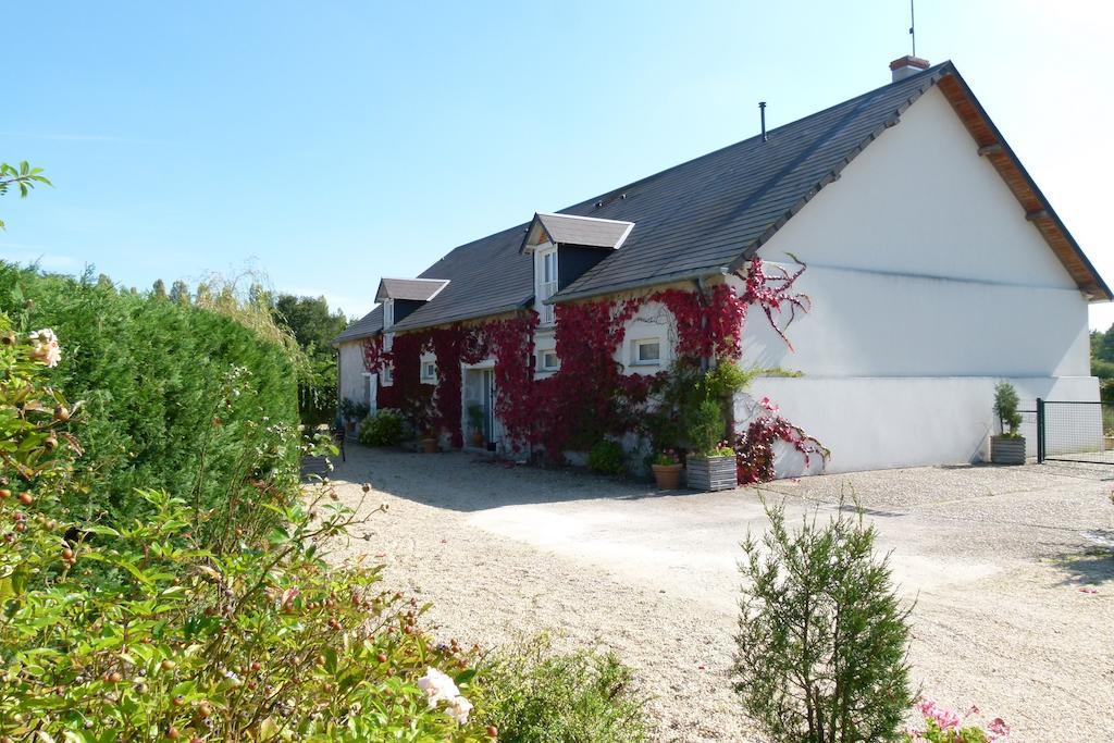 Bed and Breakfast Ferme De Marpalu La Ferté-Saint-Cyr Zewnętrze zdjęcie
